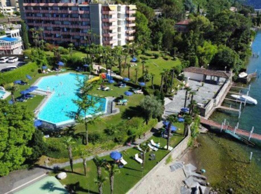 Luganersee, Pool, Strand, Parkplatz, Suite Bissone Exterior photo